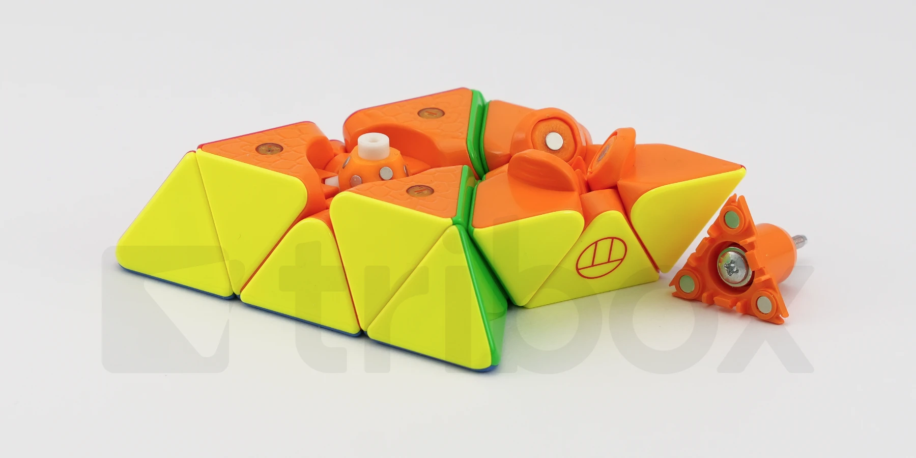 ぴくみんくる triboxストア / MoYu WeiLong Pyraminx Picube SE Maglev MC-10 UV-Coated